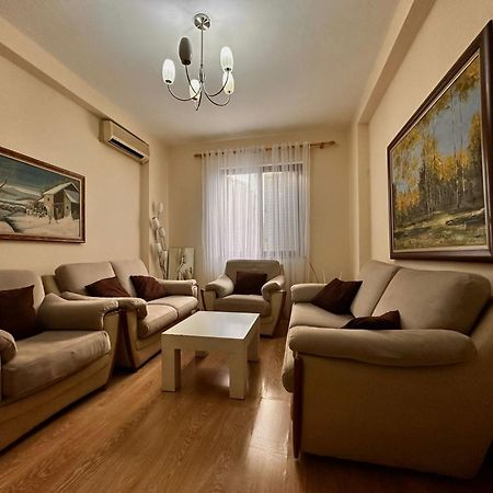 Apartment Garden View Тирана Екстер'єр фото